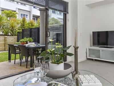 142/140 Gills Road, Albany