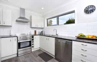3 Newman Avenue, Brightwater