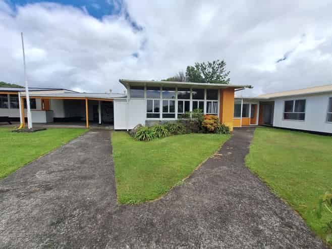 Rural offices / classrooms - Something different