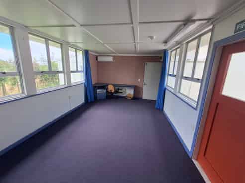 Rural offices / classrooms - Something different