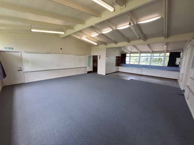 Rural offices / classrooms - Something different