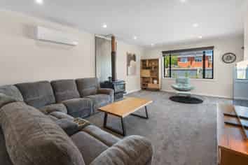 50 Rutland St, Saint Albans