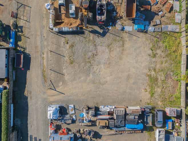 Central & Secure: 725sqm Industrial Yard