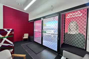 DOMINION ROAD OFFICE / RETAIL OPPORTUNITY
