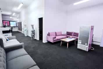 DOMINION ROAD OFFICE / RETAIL OPPORTUNITY
