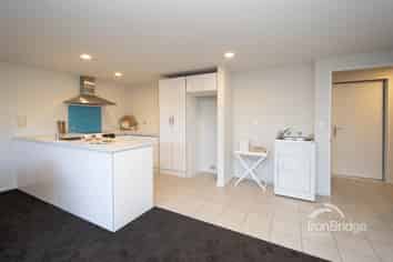 172F Edgeware Road, Edgeware