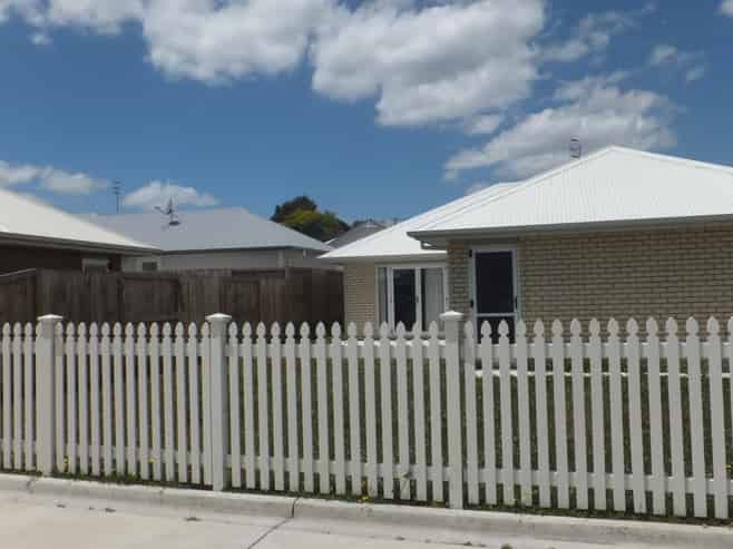 25 Queens Park Crescent, Frankton
