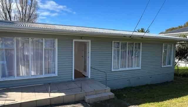 27 Holly Street, Avondale