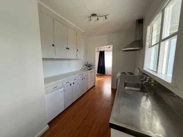 27 Holly Street, Avondale
