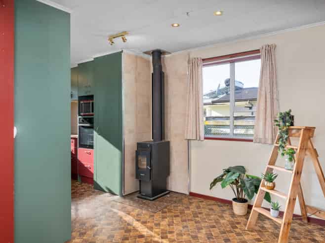 27 Clyde Street, Renwick
