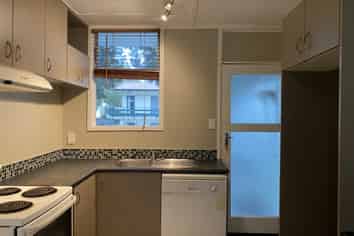 Flat 2/12a Wood Street, Wallaceville