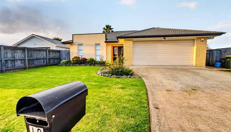 16 Aitkenhead Court, Parakai