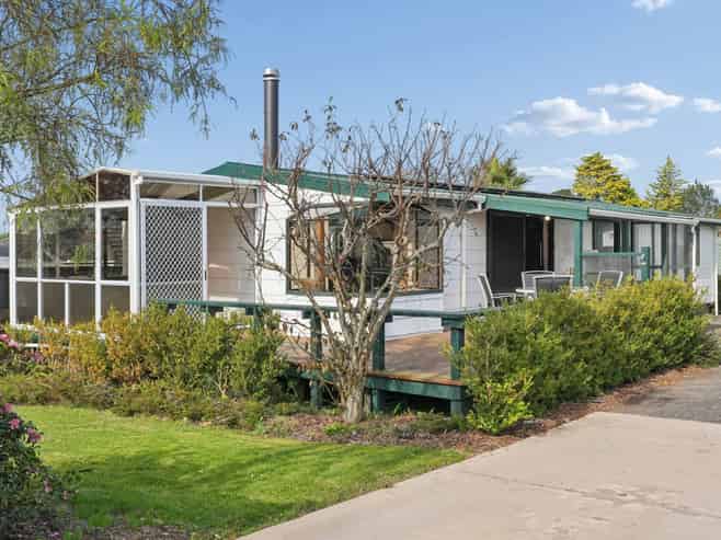 55A Nui Mana Place, Te Atatu South