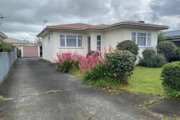 85 Featherston Street, Takaro