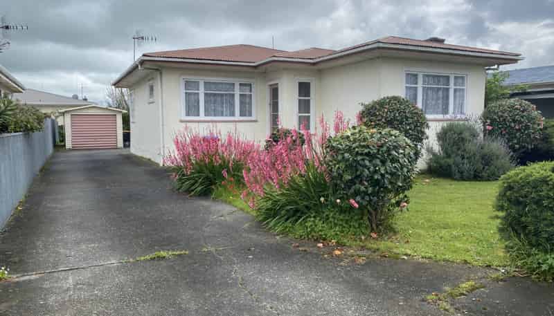 85 Featherston Street, Takaro