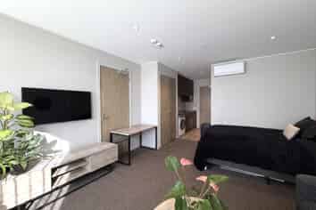 402A/34 Red Oaks Drive, Frankton