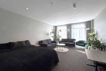 402A/34 Red Oaks Drive, Frankton