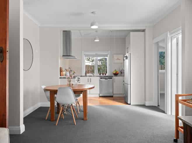2 Hall Lane, Frankton