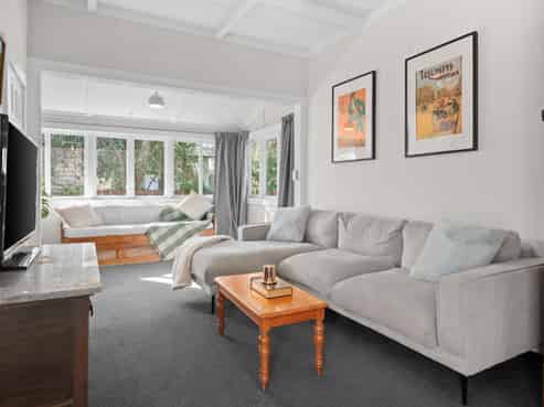 2 Hall Lane, Frankton