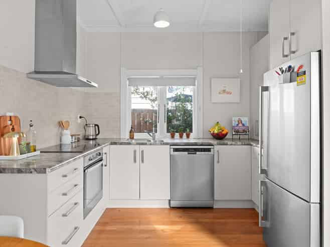 2 Hall Lane, Frankton