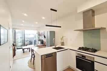 10B Sunward Rise, Glenfield