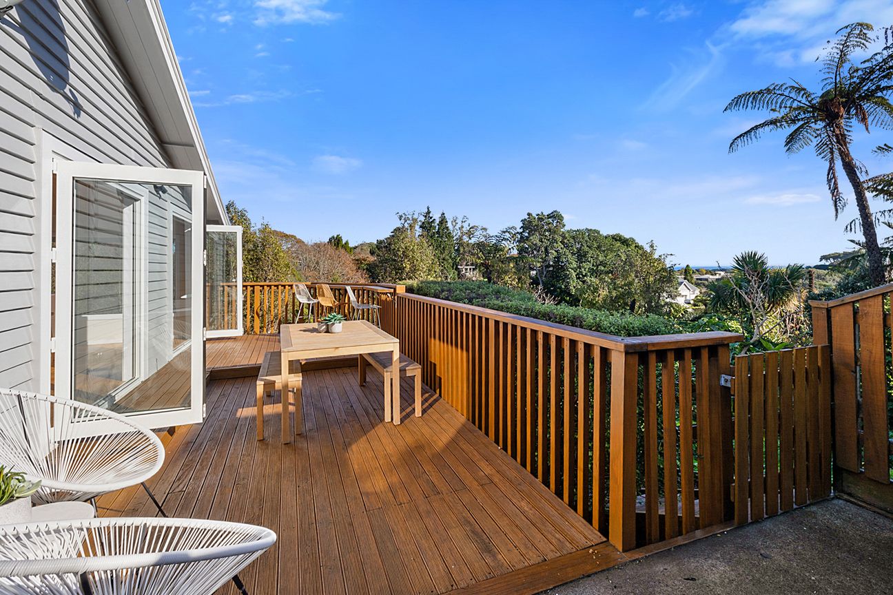 TRENDY BUNGALOW, NEIGHBOURS PUKEKURA PARK – pohled 5