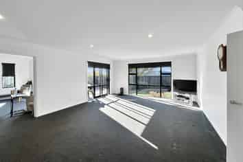2 Gibraltar Way, Fitzherbert