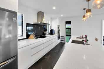 2 Gibraltar Way, Fitzherbert