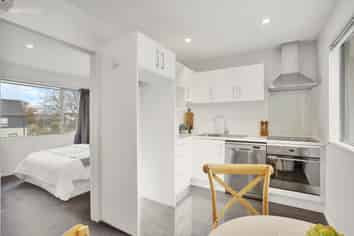 2/424 Manchester Street, Saint Albans