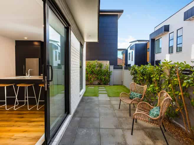1/39 Nelson Street, Petone
