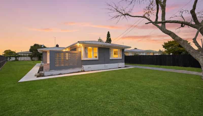16 Fenwick Crescent, Hillcrest