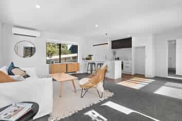 37b Gilbass Avenue, Hamilton Lake