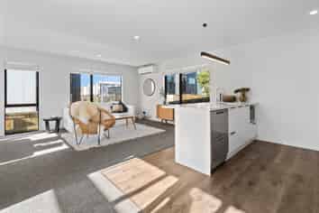 37b Gilbass Avenue, Hamilton Lake
