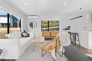 37b Gilbass Avenue, Hamilton Lake