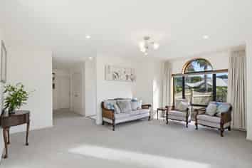 6 Red Hibiscus Road, Stanmore Bay