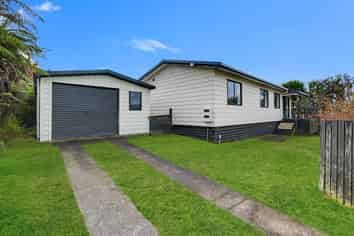 35B Ruby Place, Pukehangi