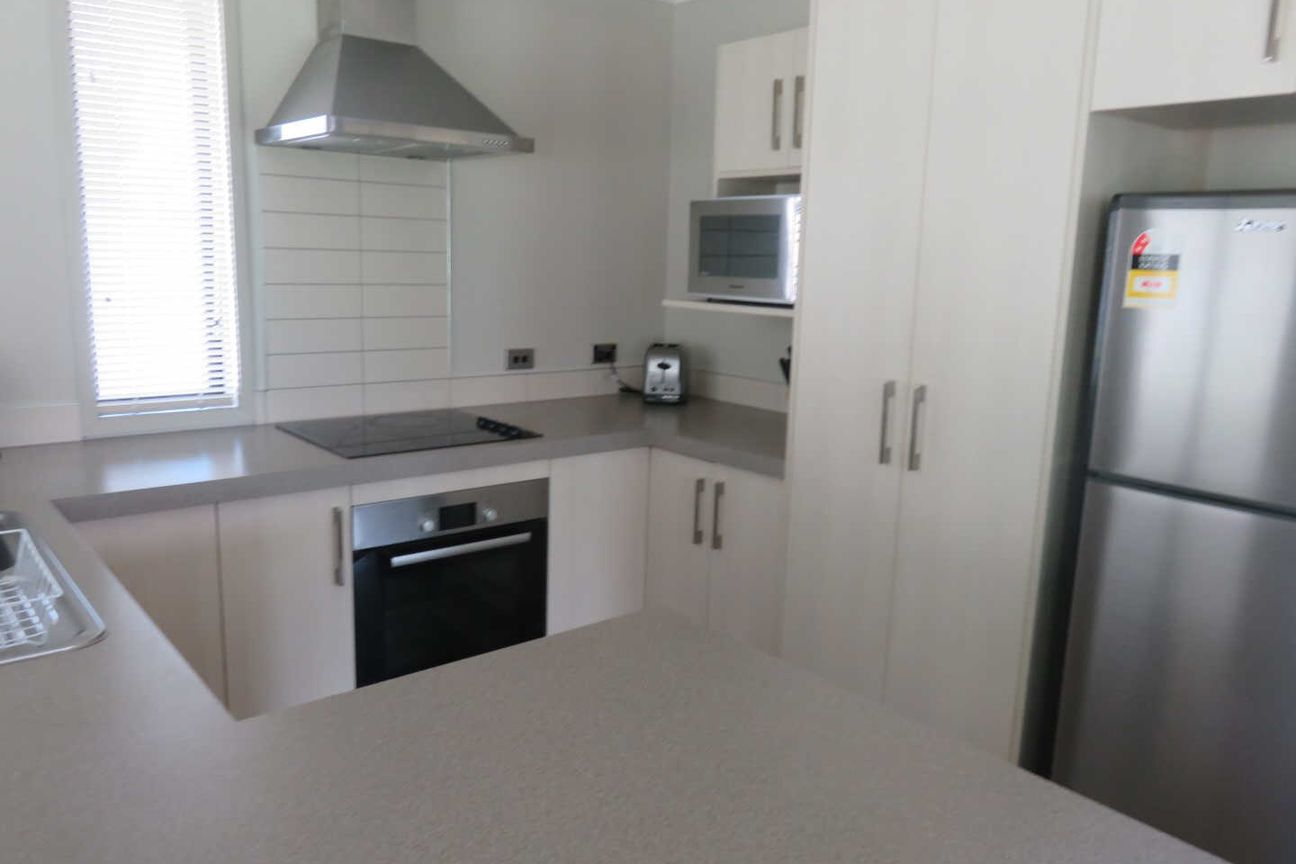 Fully Furnished Townhouse Opposite the University - Ansicht 5