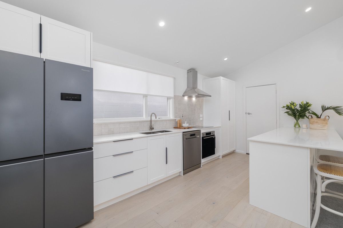 Short-Term Rental Available – Fully Furnished - Fler