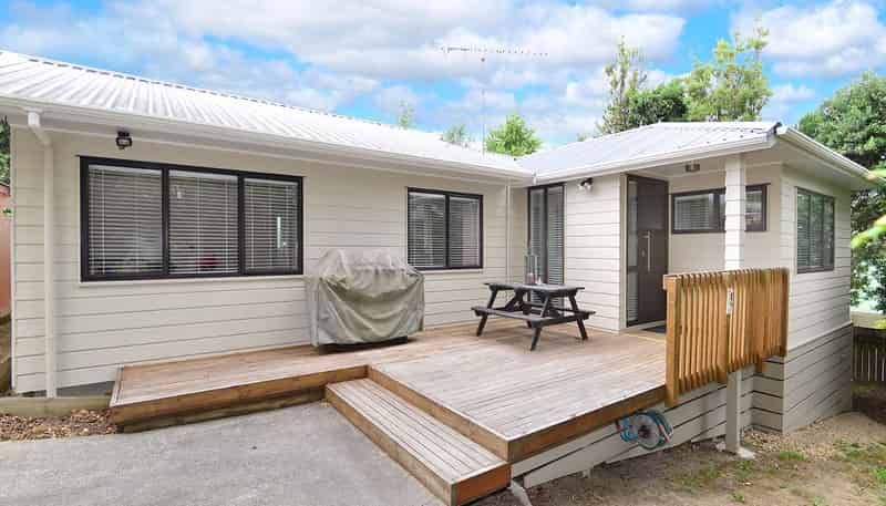 73B Athena Drive, Totara Vale