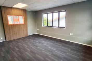 PRIME FIRST FLOOR COMMERCIAL SPACE
