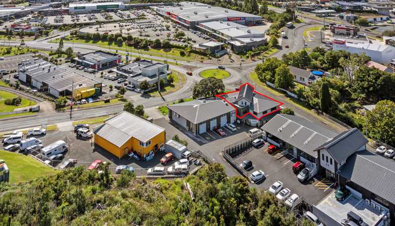 Unit 3/23 Wainui Road, Silverdale