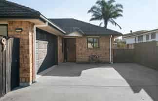 9 Ella Place, Papamoa