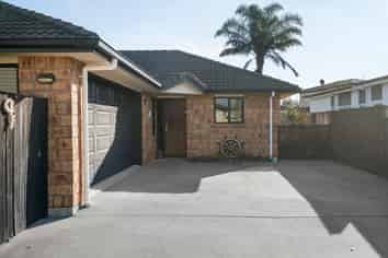 9 Ella Place, Papamoa