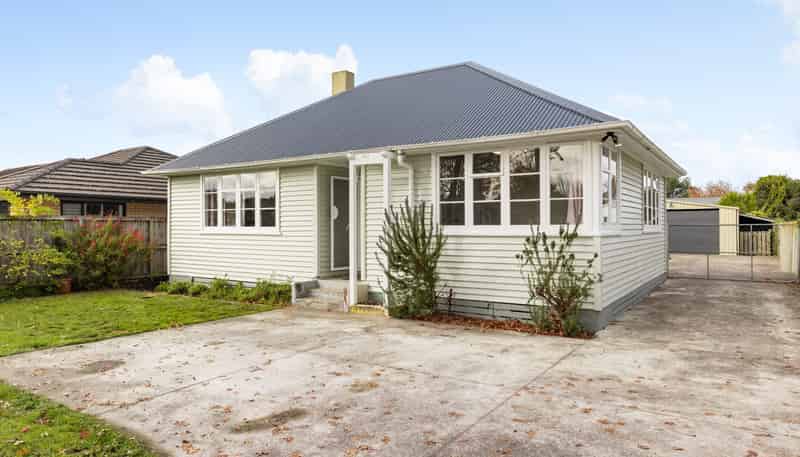 82 Holland Road, Fairfield