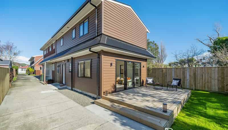 4/15 Douglas Street, Waiwhetu