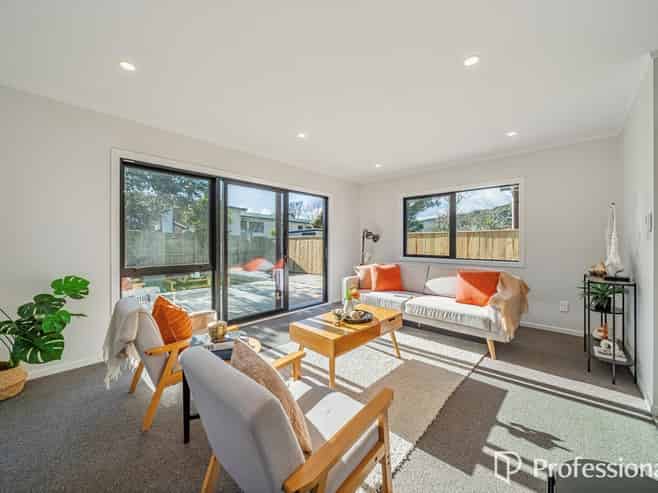 4/15 Douglas Street, Waiwhetu