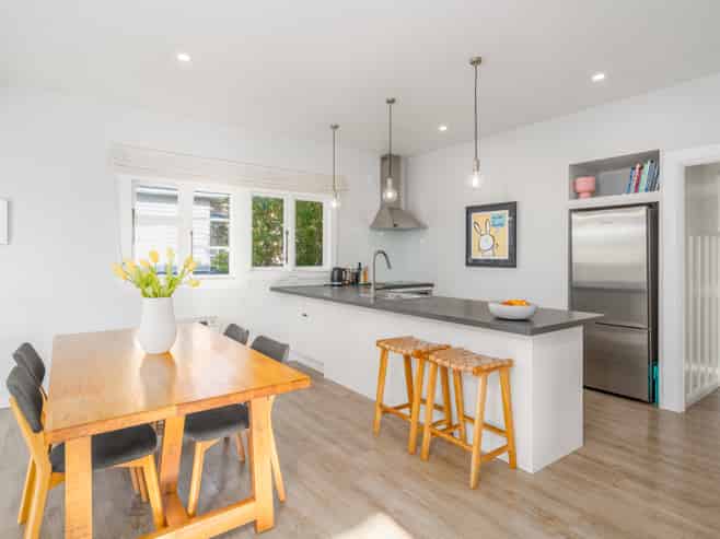 70 Mayfield Avenue, Saint Albans