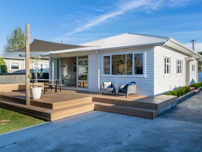 70 Mayfield Avenue, Saint Albans