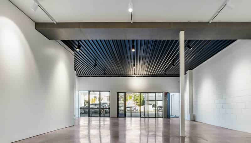 351 New North Road, Kingsland