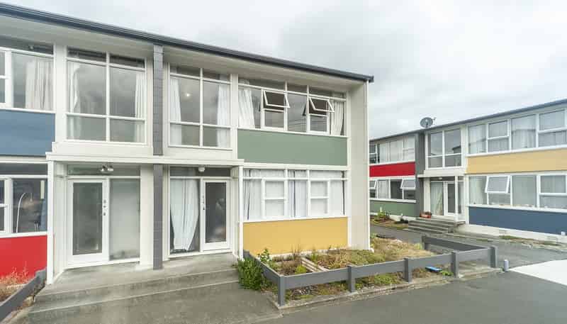 7/55 Apu Crescent, Lyall Bay